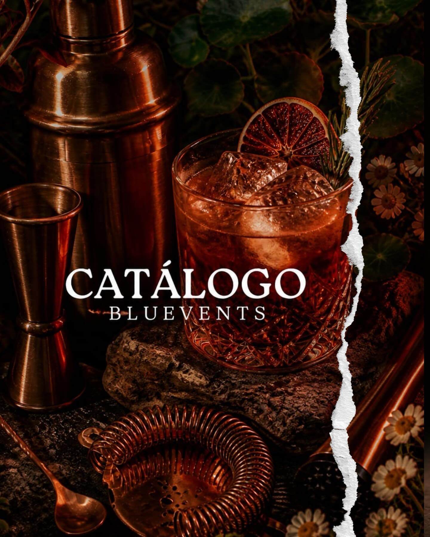 Portada del catálogo de Blueevents, un prototipo de sitio web para un negocio de eventos en Panamá, con foto de coctelería de autor.